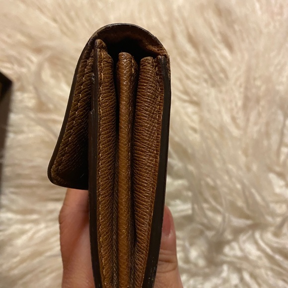 Authentic Bifold Wallet Monogram - Picture 9 of 10